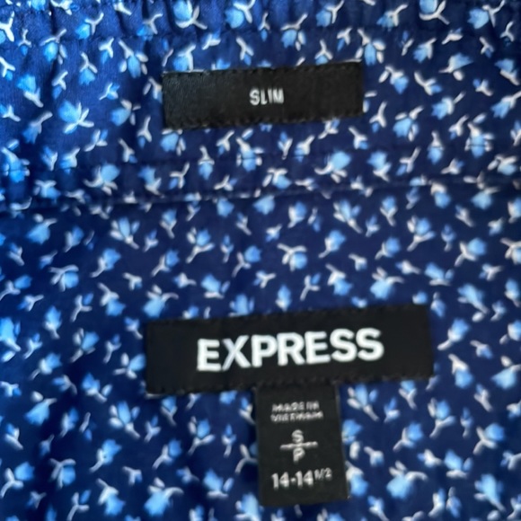 Men’s blue Express button down shirt with birds on it. Size small - Picture 2 of 2